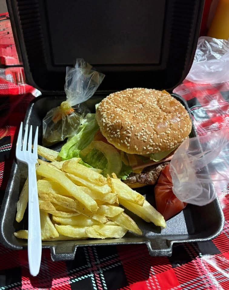 Hamburguesa con papas 